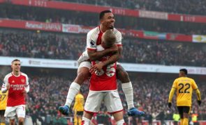 Arsenal vence e reforça liderança da Liga inglesa de futebol