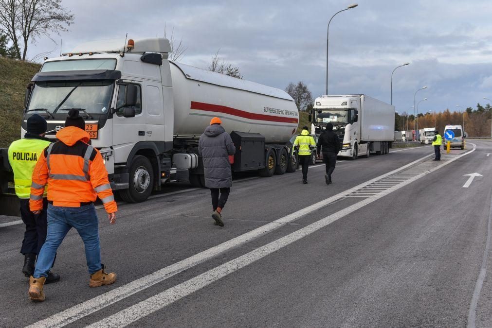Polónia e Ucrânia abrem nova rota fronteiriça para camiões vazios