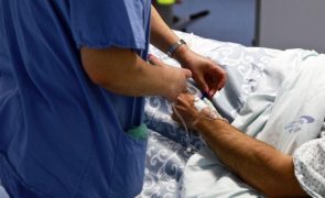 Sindicato de enfermeiros anuncia greve pela paridade com carreira técnica superior