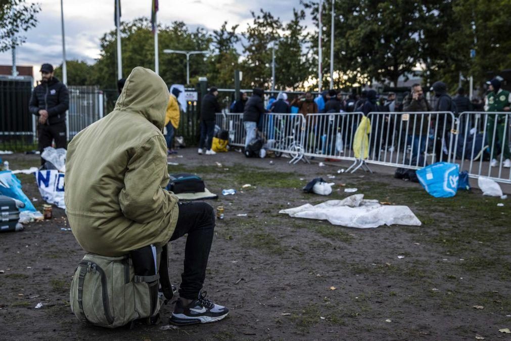 Migrações: Inspeção em centro de acolhimento dos Países Baixos alerta para condições insustentáveis