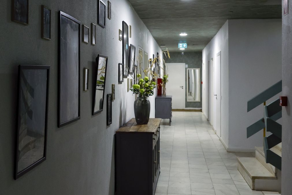Preço das casas leva cada vez mais pessoas a centro de alojamento de emergência do Algarve