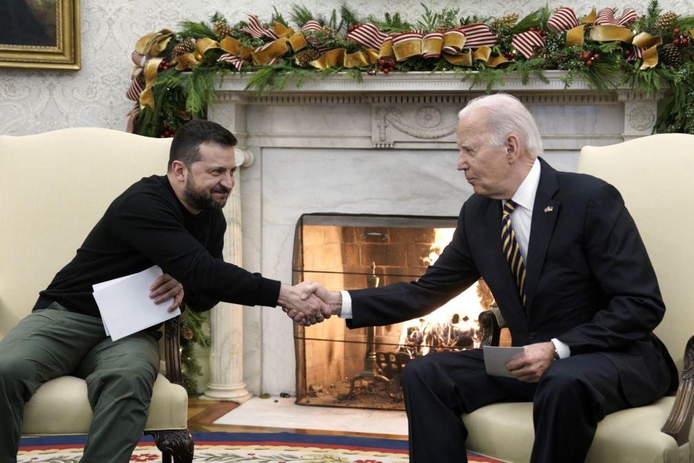 Biden anuncia 185 milhões de euros em ajuda militar à Ucrânia