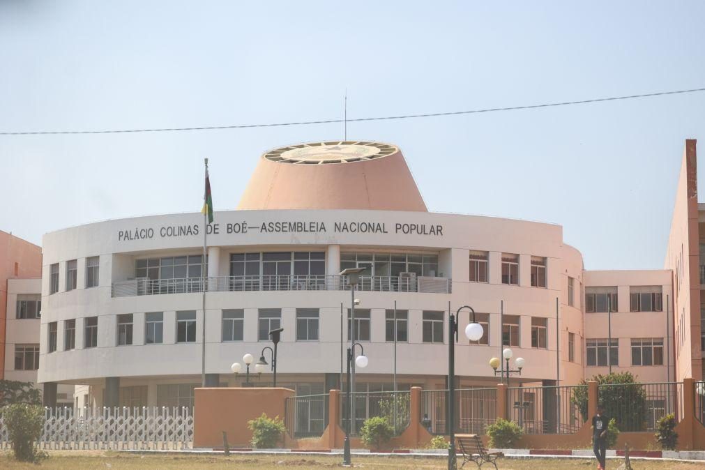 Polícia guineense impede acesso de deputados à sede do parlamento