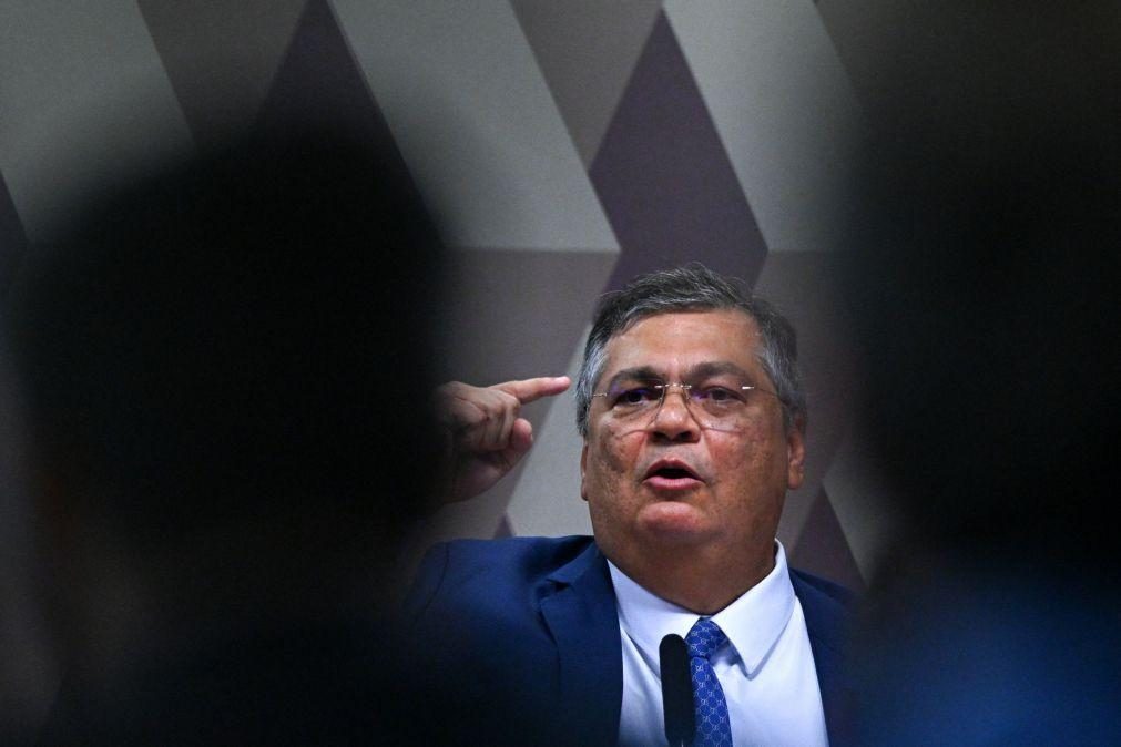 Senado brasileiro confirma ministro da Justiça para juiz do Supremo