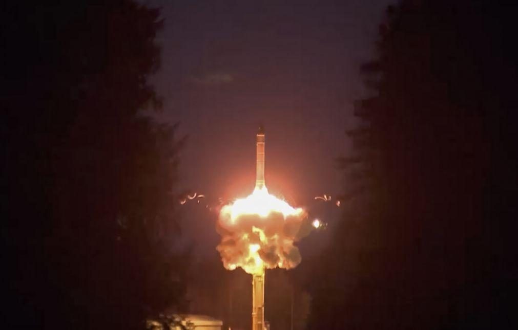 Rússia anuncia sete lançamentos de mísseis balísticos intercontinentais em 2024