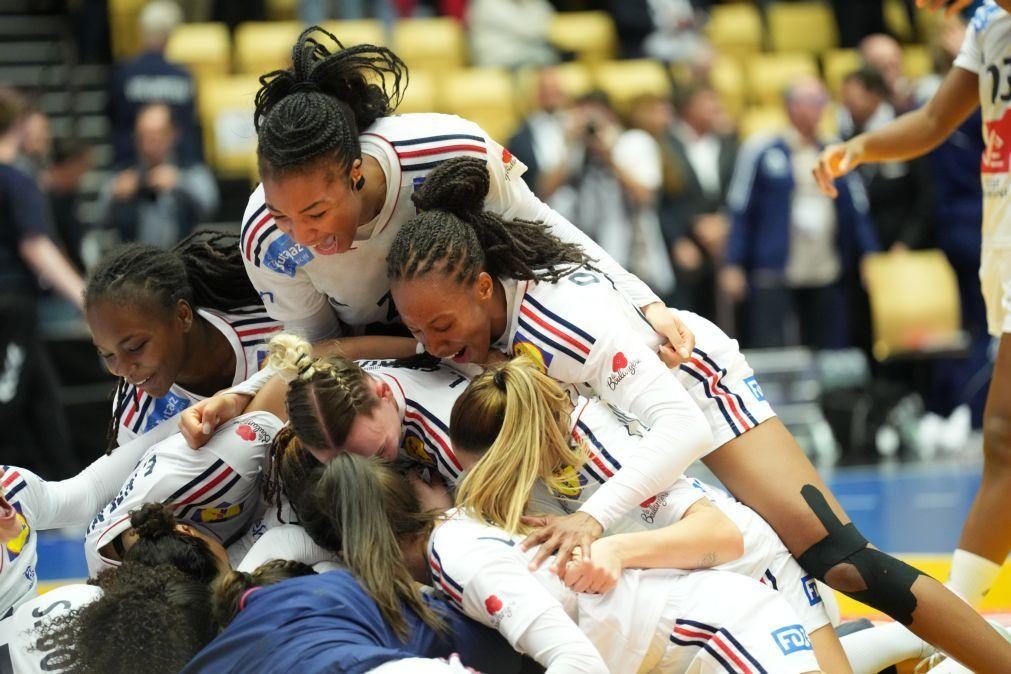 França sagra-se campeã mundial feminina de andebol após bater Noruega