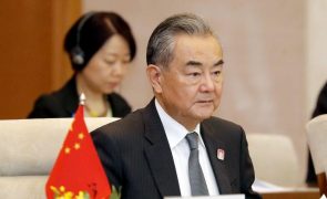 China garante apoio à Coreia do Norte após novo lançamento de míssil balístico