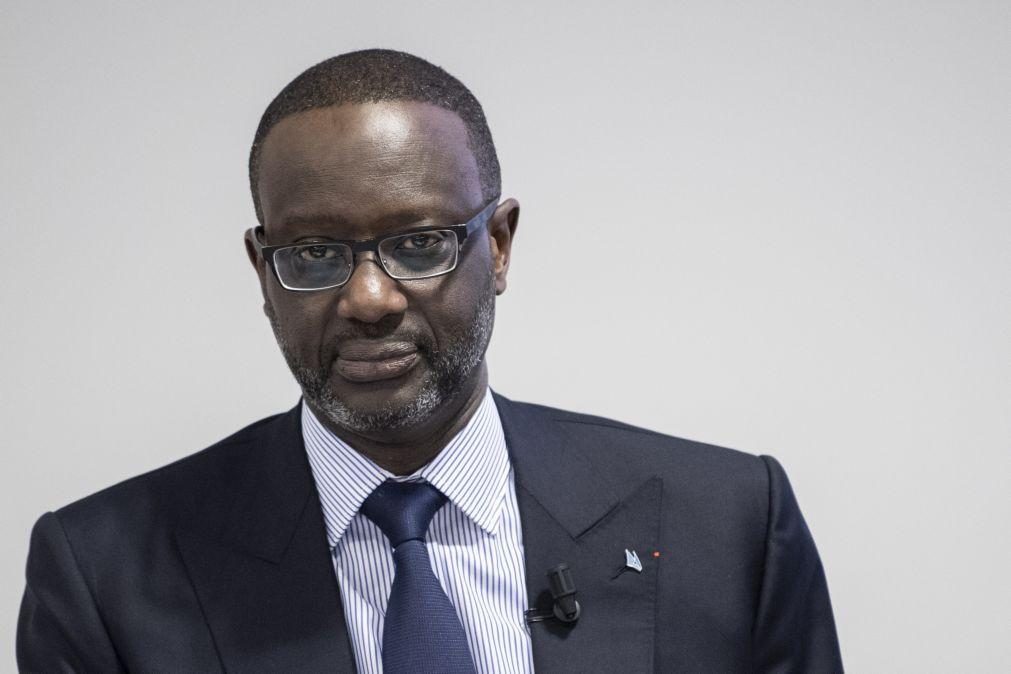 Antigo diretor do Crédit Suisse eleito novo líder da oposição na Costa do Marfim