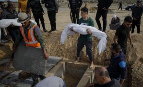 Número de mortos na Faixa de Gaza sobe para 20.258 diz o Hamas