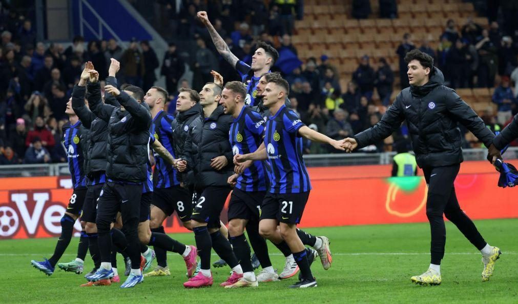 Inter volta a vencer e mantém quatro pontos de vantagem no topo da Serie A