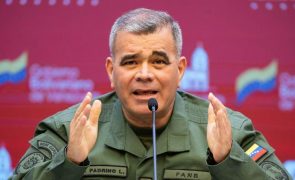 Venezuela acusa Reino Unido de provocação ao enviar navio de guerra para a Guiana