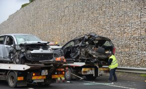 Um morto e 24 feridos graves em 1.162 acidentes nas estradas entre sexta e domingo