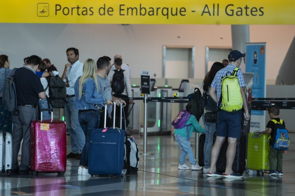 Aeroporto do Porto atinge pela 1.ª vez 15 milhões de passageiros num ano