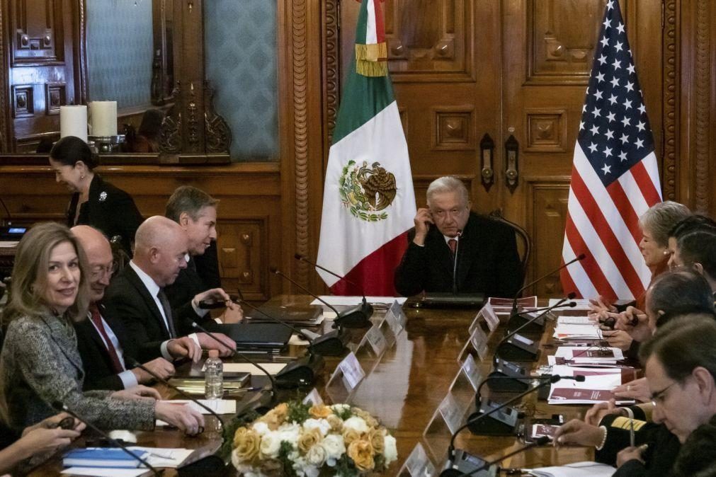 Washington e México afirmam que visita de Blinken trouxe progressos para crise migratória