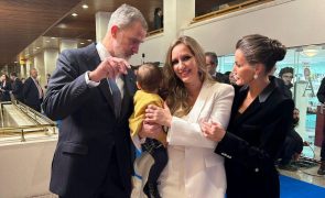 Letizia e Felipe VI - Protagonizam vídeo amoroso com bebé muito especial