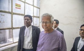 Nobel da Paz Muhammad Yunus considerado culpado em caso de legislação laboral