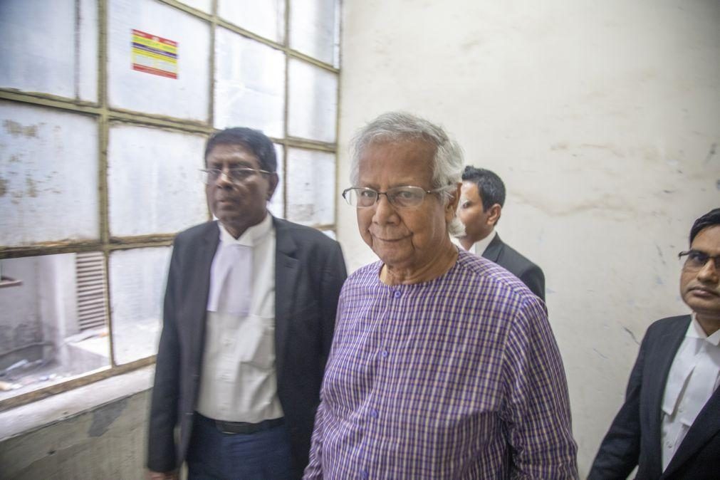 Nobel da Paz Muhammad Yunus considerado culpado em caso de legislação laboral