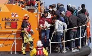 Cerca de 30.000 migrantes atravessaram o Canal da Mancha ilegalmente em 2023