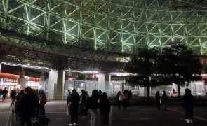 Sismos no Japão fazem quatro mortos, EUA oferecem ajuda