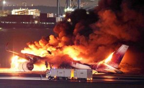 Cinco tripulantes de avião da Guarda Costeira japonesa mortos na colisão com avião comercial