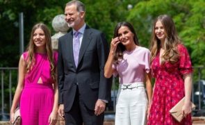 Letizia - Polémica! Rainha acusada de se casar com Felipe VI já grávida!