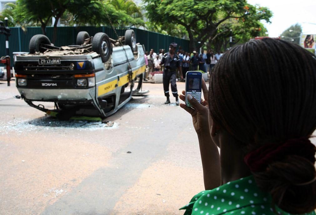Quatro mortos e 12 feridos em despiste de furgão no sul de Moçambique