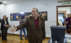 Costa, Santos Silva e Alegre subscrevem candidatura única de Carlos César para presidente do PS