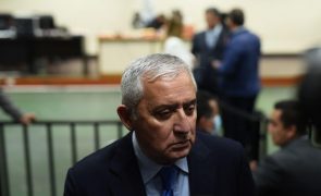 Ex-Presidente da Guatemala Pérez Molina libertado após pagamento de fiança