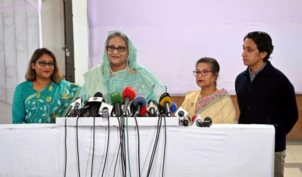 Primeira-ministra do Bangladesh ganha eleições e obtém quinto mandato