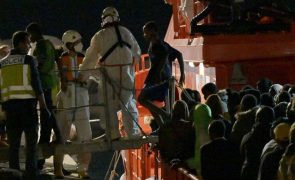 Resgatados do mar 180 migrantes nas ilhas Canárias