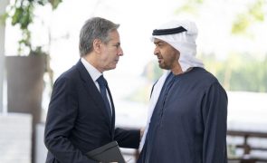 Blinken aborda guerra em Gaza em encontro com príncipe herdeiro saudita