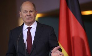 Ucrânia: Chanceler alemão pede mais esforço aos parceiros europeus