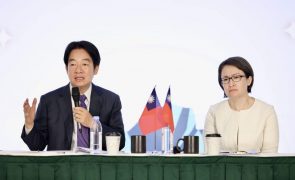 Candidato presidencial em Taiwan William Lai diz querer dialogar com a China