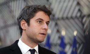 Macron nomeia jovem ministro Gabriel Attal para chefiar Governo francês