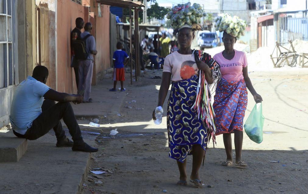 Reeleição de PR Tshisekedi divide congoleses em Angola