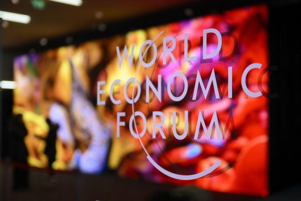 Líderes mundiais reúnem-se em Davos com geopolítica no centro dos debates