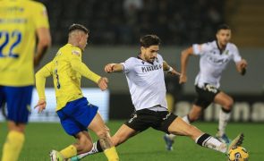 Vitória de Guimarães vence Arouca e alcança Sporting de Braga no quarto lugar