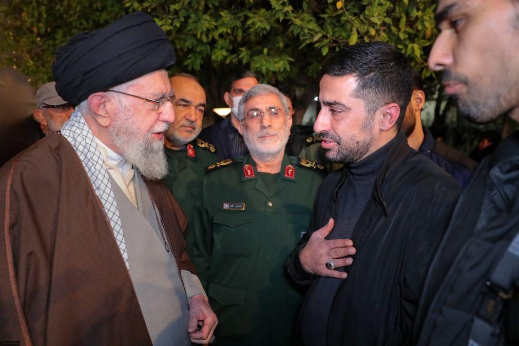 Líder iraniano aplaude ataques dos Huthis no Mar Vermelho