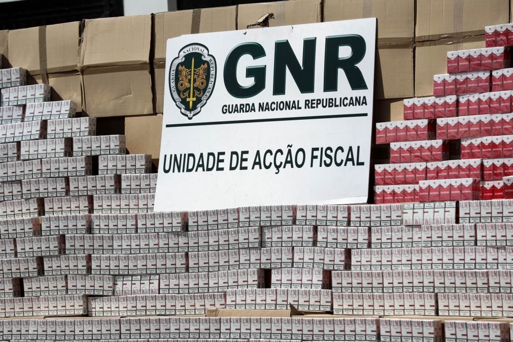GNR apreende 108.080 cigarros de contrabando no Porto e em Vila Nova de Gaia