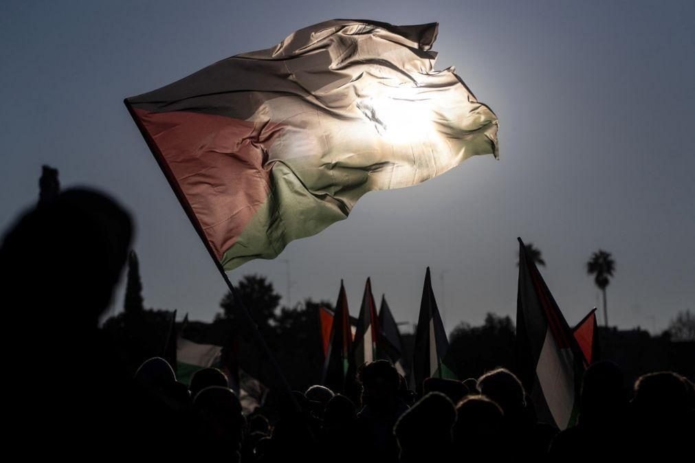 Dez polícias feridos e vários detidos durante manifestação pró-palestiniana em Itália
