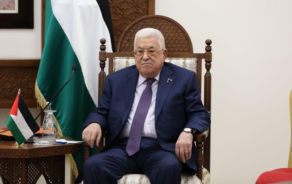 Gabinete de Abbas pede aos EUA reconhecimento de Estado palestiniano
