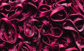 Massa cor-de-rosa - Descubra o segredo para dar cor a esta iguaria