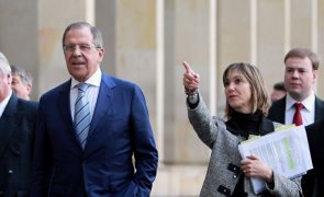 Lavrov acusa Ocidente de impedir 