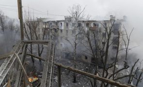Ataque russo com mísseis causa pelo menos cinco mortos na Ucrânia