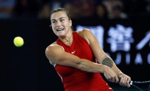 Campeã Sabalenka vence Krejcikova e está nas meias-finais do Open da Austrália