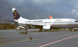 Justiça francesa reabre caso do acidente aéreo no Egito que matou 148 pessoas
