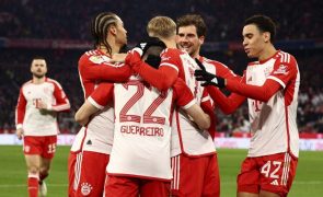 Raphaël Guerreiro dá vitória ao Bayern Munique em jogo em atraso na Alemanha