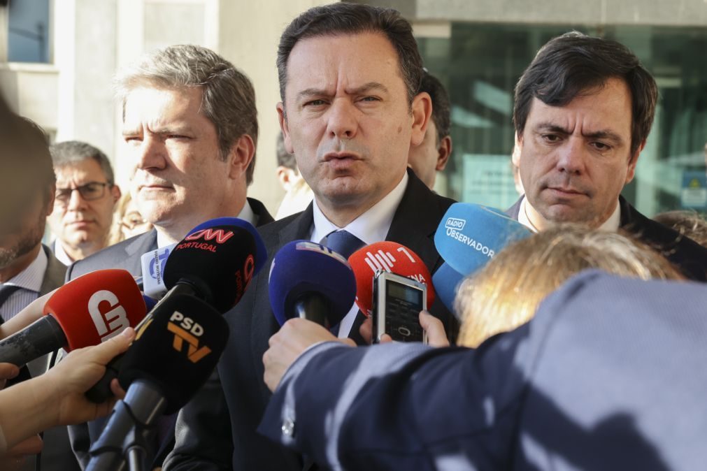 Montenegro admite que caso da Madeira