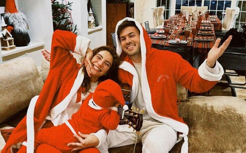 David Carreira e Carolina Carvalho Surpresa! Casal mostra filho com cara completamente exposta