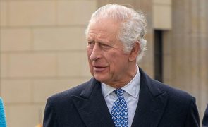 Carlos III - Não se esquece de Kate Middleton, nem mesmo antes de ser internado!